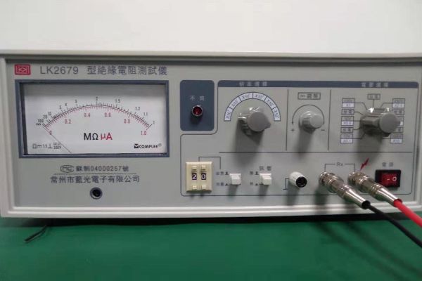 绝缘电阻测试仪